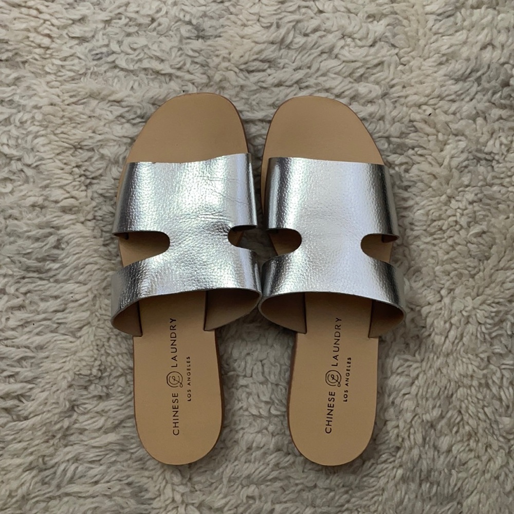 Chinese Laundry Silver Sandals